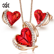 Load image into Gallery viewer, Swarovski Crystals Pink Heart Necklace Earrings Set
