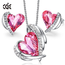 Load image into Gallery viewer, Swarovski Crystals Pink Heart Necklace Earrings Set
